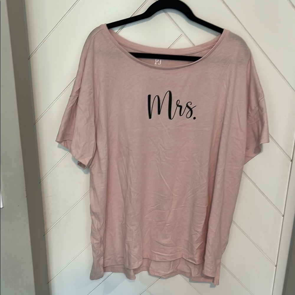 Pink “Mrs” Short Sleeve T-Shirt with Black Script for Newlywed